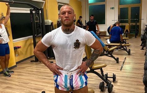 Conor McGregor Gym Clothes: How To Wear Short Shorts In .